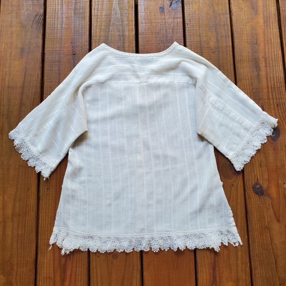Vintage 70's S white crochet lace covered button 1/4 sleeve hippie blouse top - Picture 2 of 5